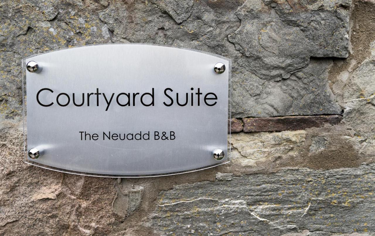 كريكهاوْل Neuadd B&B Suites المظهر الخارجي الصورة